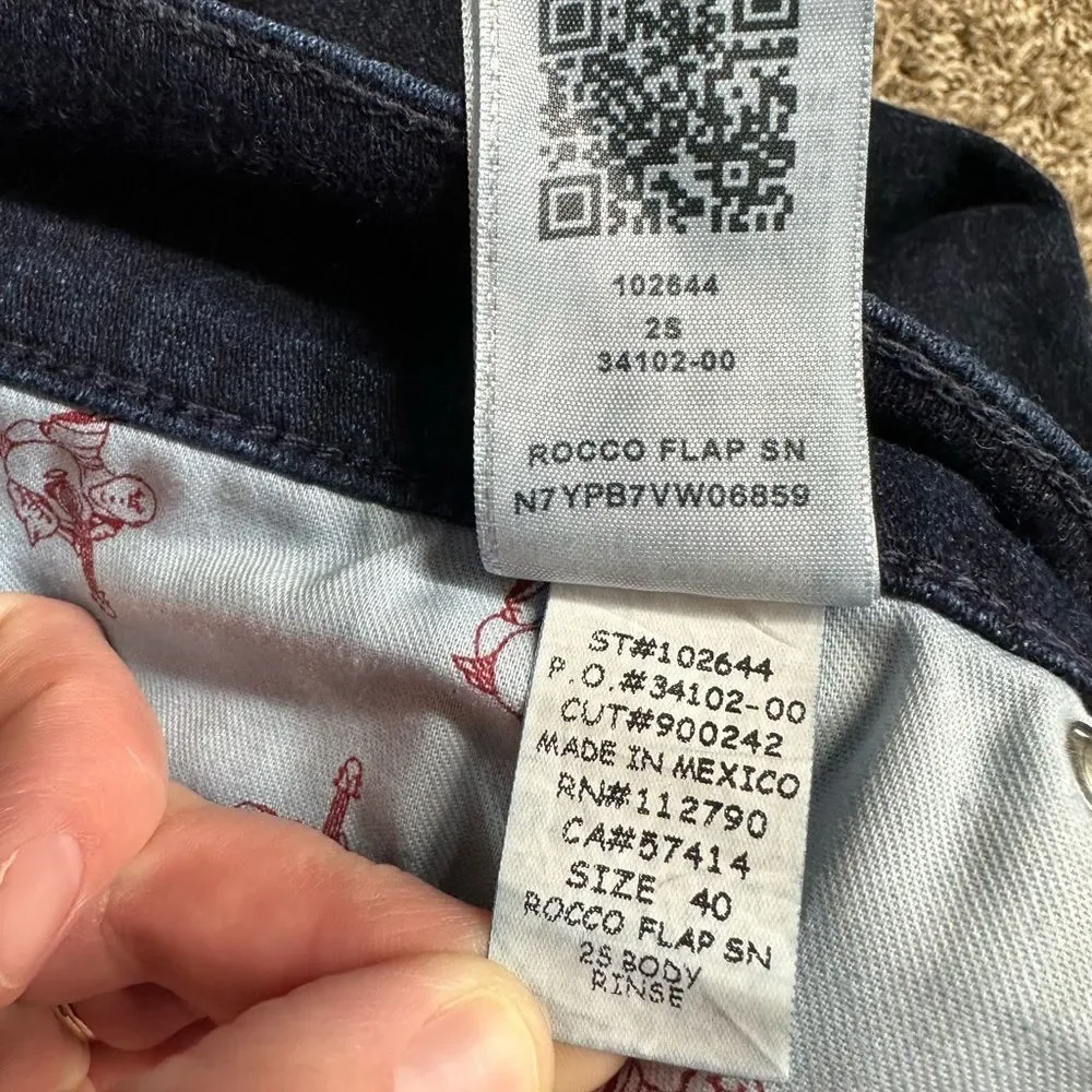 TRUE RELIGION MENS ROCCO SKINNY RELAXED JEAN W/ FLAP SIZE 40